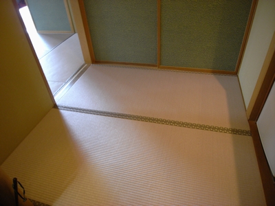 榻榻米的溫暖從玄關(guān)開始延續(xù)。